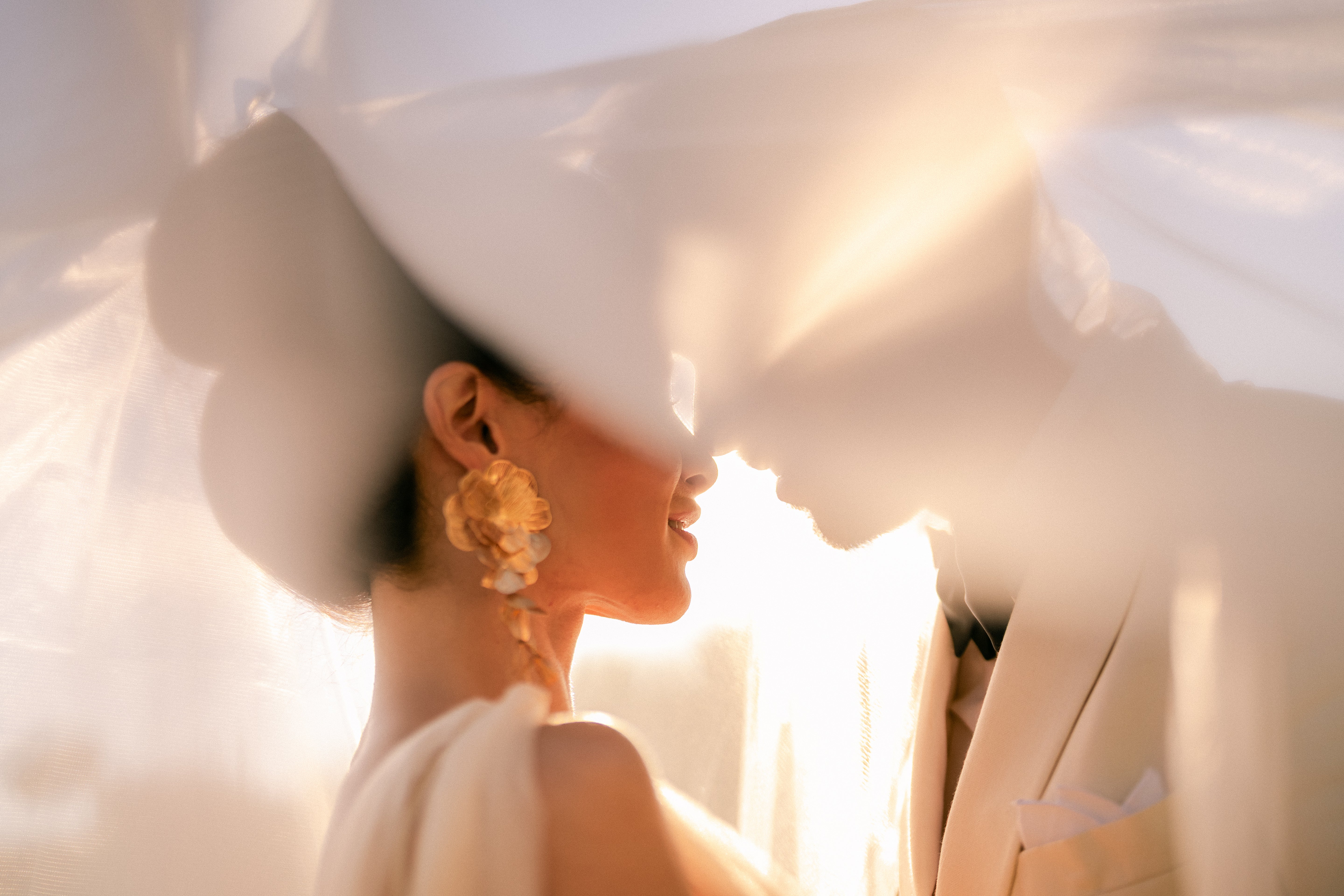 Timeless & elegant wedding celebrations 
&